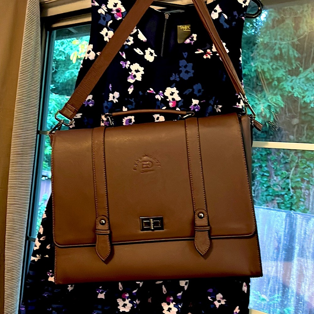 Briefcase never used brown with shoulder strap and back pocket